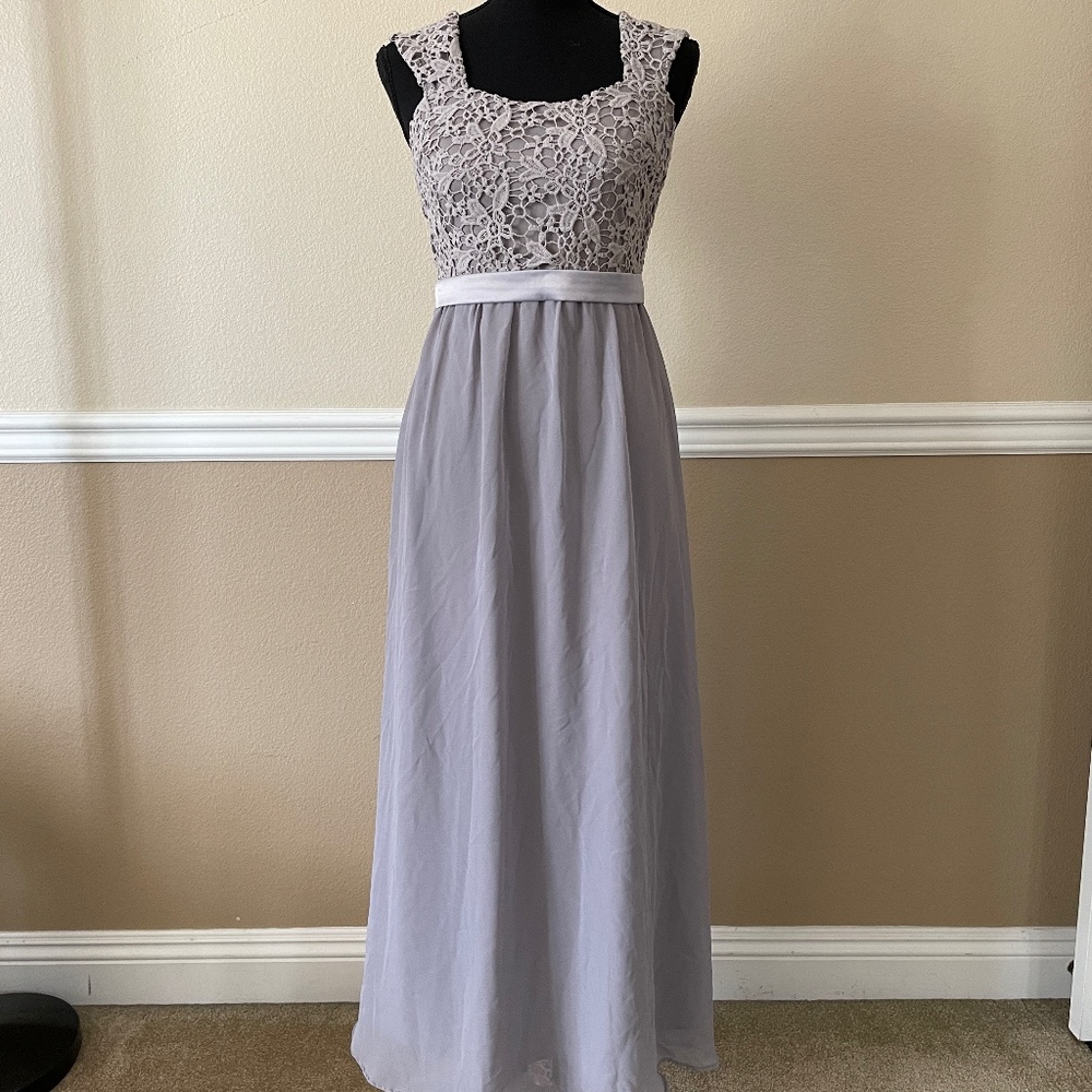 Ever Pretty Women's A-Line Floral Lace Dress - Size M (US 6)